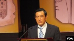 马英九总统致词发表谈话（美国之音张永泰拍摄）