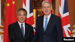 中國副總理胡春華與英國財政大臣哈蒙德2019年6月17日在倫敦會晤。