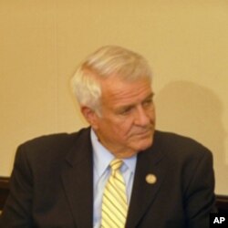 众议院拨款委员会共和党人卡特众议员