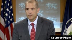 美国国务院副发言人马克·托纳（美国国务院）