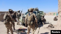 2016年10月10日阿富汗特种部队准备与塔利班战斗