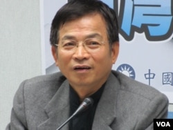 执政党国民党立委 赖士葆 （美国之音张永泰拍摄）