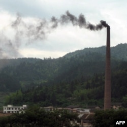 滚滚浓烟大煞风景