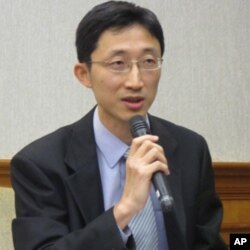 台湾法务部国际及两岸法律司检察官范振中