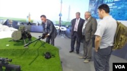 2014年8月14日莫斯科武器展上的俄羅斯武器(美國之音白樺攝影)