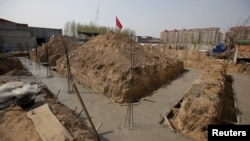 即将成为雄安新区一部分的雄县一处建筑工程被紧急叫停。