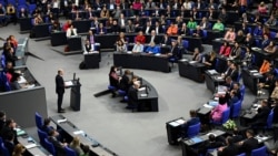 朔爾茨敦促中國不要向俄羅斯提供武器 同時美國正初步探討制裁中國的可能性