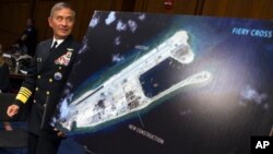 美國太平洋司令部司令哈里斯上將,上個月17日對國會議員說，美軍應該進入這些島礁的12海里內展開自由航行行動。