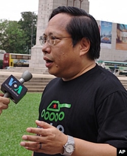 香港民主党主席何俊仁