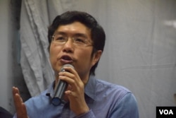 香港民主黨中常委、南區區議員區諾軒。(美國之音湯惠芸)