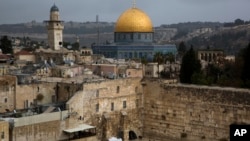 圖中的耶路撒冷老城同時是基督徒﹑猶太人及穆斯林的聖地。