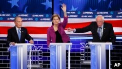 民主黨總統參選人拉斯維加斯辯論 矛頭直指彭博
