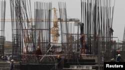 金邊建築工地的工人。 （資料照）