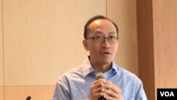 港大新聞傳媒系副教授傅景華