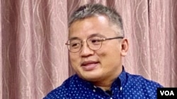 香港記者協會前主席陳朗昇。 (美國之音)