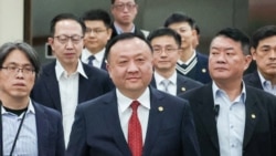 上海副市長抵達台北參加雙城論壇遭台灣獨派團體抗議