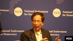 香港民主黨創黨主席李柱銘。(美國之音記者 張富傑拍攝)