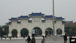 大陸觀光客在台灣總統大選期間暫停赴台旅遊，台北著名景點自由廣場遊客稀少