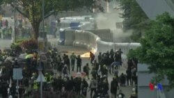 香港警方動用水砲車、催淚彈驅散示威者 (粵語)