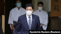 日本防衛大臣岸信夫參拜靖國神社。（2021年8月13日）