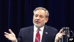 美国能源部副部长布鲁耶特在东京与媒体对话（2018年10月22日）