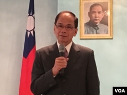 台湾祝贺美国总统就职代表团团长游锡堃(2017年1月18日，美国之音钟辰芳拍摄)