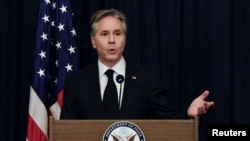 美國國務卿布林肯在印度尼西亞首都雅加達出席一個記者會。（2023年7月14日）