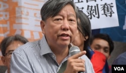 香港支聯會秘書、工黨前立法會議員李卓人。（美國之音湯惠芸）