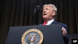 美國總統特朗普在周二晚在紐約經濟俱樂部發表有關貿易問題的講話。