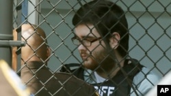 白人至上主義者詹姆斯·菲爾茨。