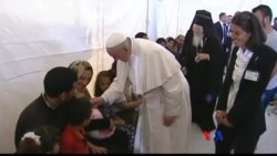 2016-04-17 美國之音視頻新聞: 教宗方濟各從希臘帶三個難民家庭返回梵蒂岡