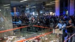 香港星期天爆發流血衝突的現場。法新社