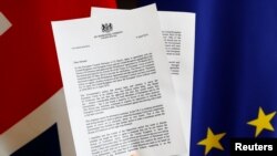 Копия письма, отправленного 5 апреля Терезой Мэй президенту Европейского совета Дональду Туску