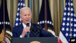 拜登星期三（2022年11月9日）在白宮見記者。（美聯社）