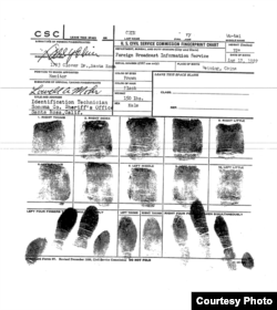 美国中央情报局提供的金无怠指纹记录。（美国中央情报局）