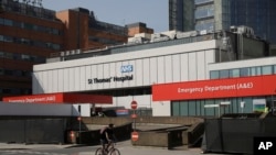 英国首相约翰逊接受治疗的医院圣托马斯医院外景。