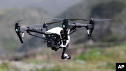 中国公司“大疆创新”生产的的无人机(资料照片)