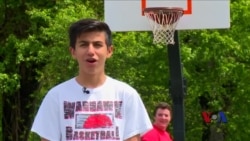 阿富汗一代移民高中生的篮球生活