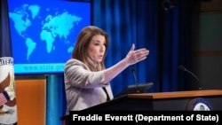 资料照：美国国务院发言人塔米·布鲁斯(Tammy Bruce)在记者会上。