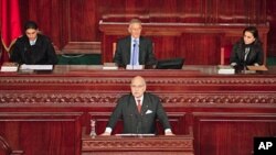 突尼斯新議會宣誓就職