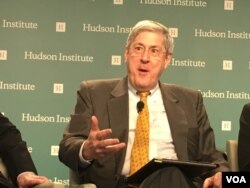哈德遜研究所國家安全戰略中心主任費斯 (美國之音鍾辰芳拍攝)