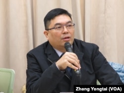 台灣世代教育基金會執行長洪耀南 (美國之音張永泰拍攝)