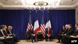  9月24日美國特朗普總統(中右)與法國總統馬克龍(中左)紐約會晤。右二為國務卿篷佩奧及右三副總統彭斯。