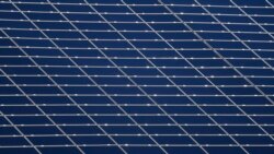 中國光伏企業高管慕尼黑機場“下機後直接被帶走””** 