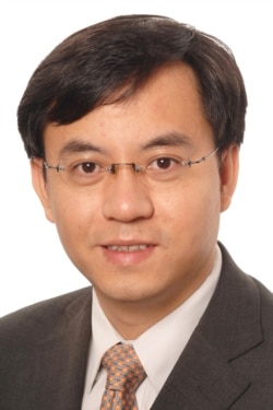 香港浸會大學財務及決策學系副教授麥萃才