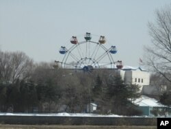 鴨綠江北韓一側景象