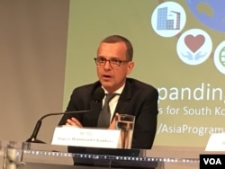 美台商會會長韓儒伯 (美國之音鐘辰芳拍攝)