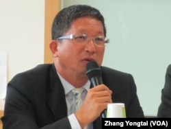 台湾新故乡文化基金会董事长廖嘉展 (美国之音张永泰拍摄)