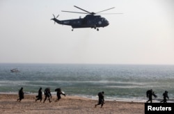 巴基斯坦軍隊在卡拉奇舉行演習。（2013年3月5日）