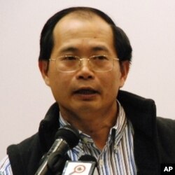 時事評論員陳雲